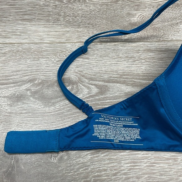 Victoria’s Secret Very Sexy Push-up Bra Teal Underwire 32D - Picture 8 of 11